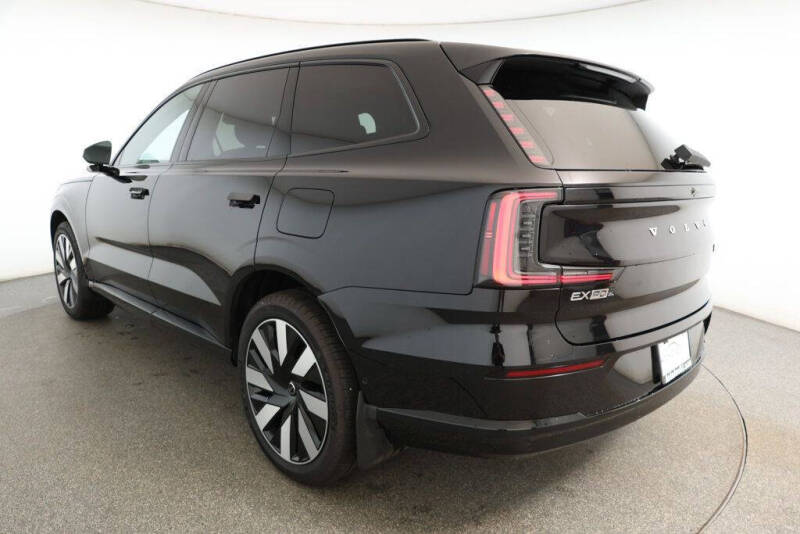 2025 Volvo EX90 Twin Plus 6P