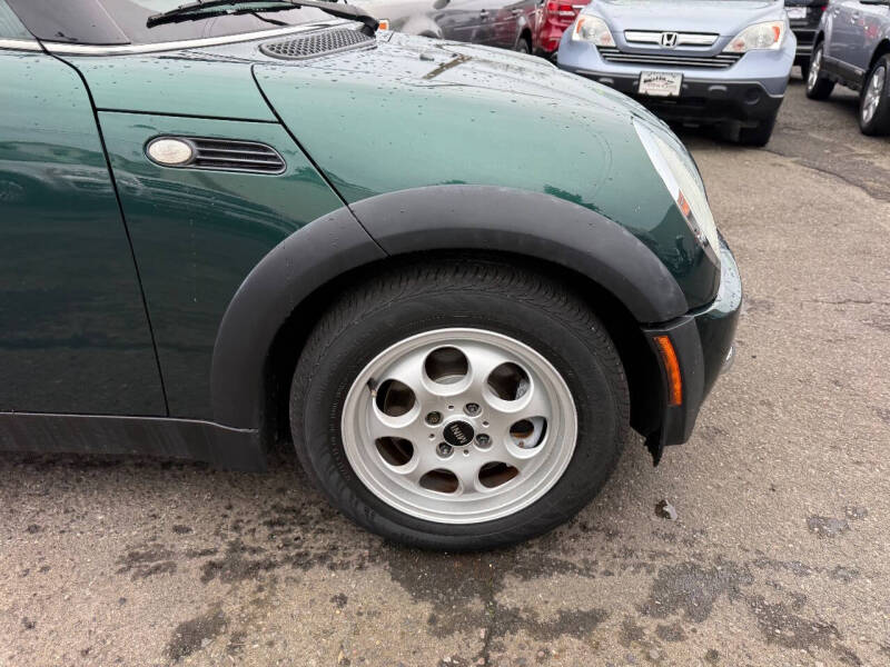 2004 MINI Cooper