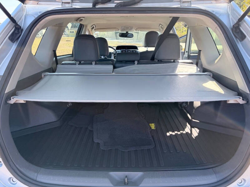 2013 Toyota Prius v Five