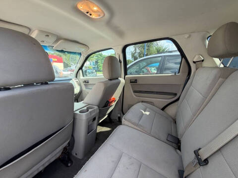 2011 Ford Escape XLT