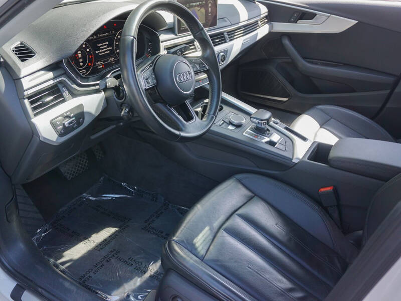 2017 Audi A4 2.0T quattro Premium Plus