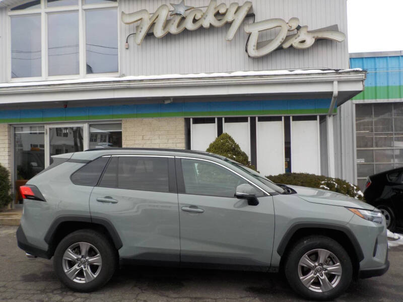 2022 Toyota RAV4 XLE