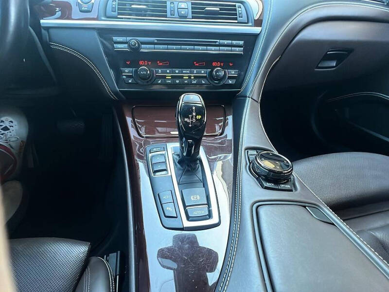 2015 BMW 6 Series 650i