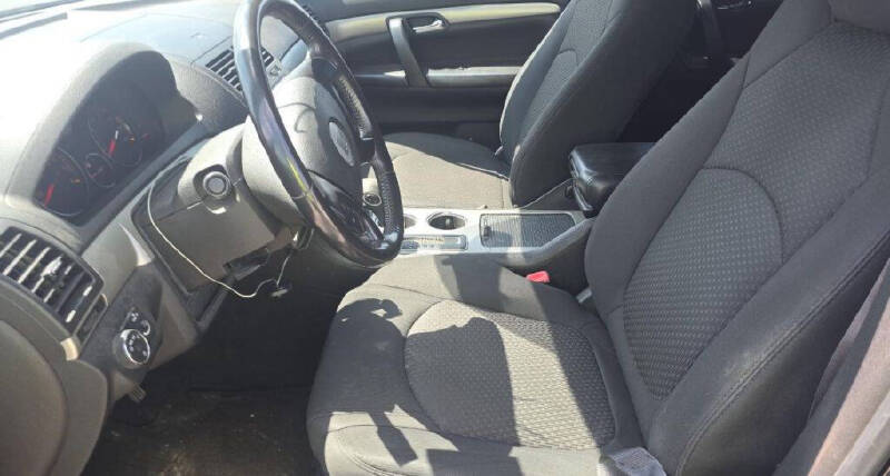 2009 Saturn Outlook XE