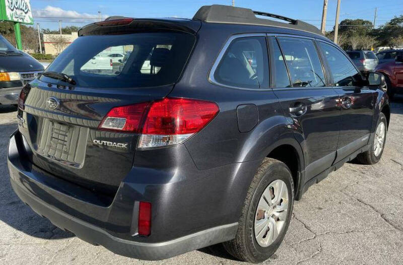 2011 Subaru Outback 2.5i