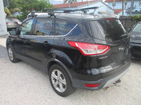 2015 Ford Escape SE