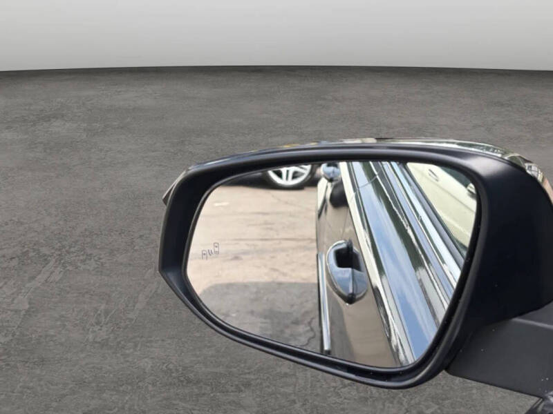 2018 Toyota RAV4 SE