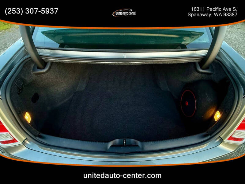 2012 Chrysler 300 S V6