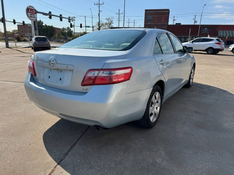 2007 Toyota Camry LE photo 10