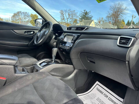 2016 Nissan Rogue SV