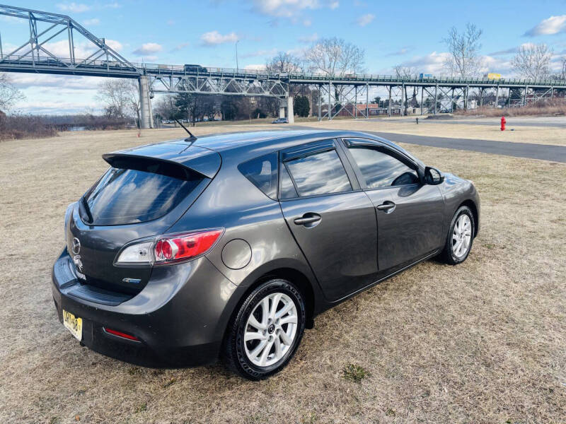 2013 Mazda MAZDA3 i Touring