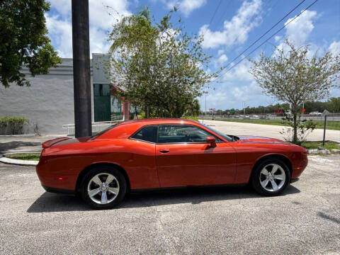2021 Dodge Challenger SXT