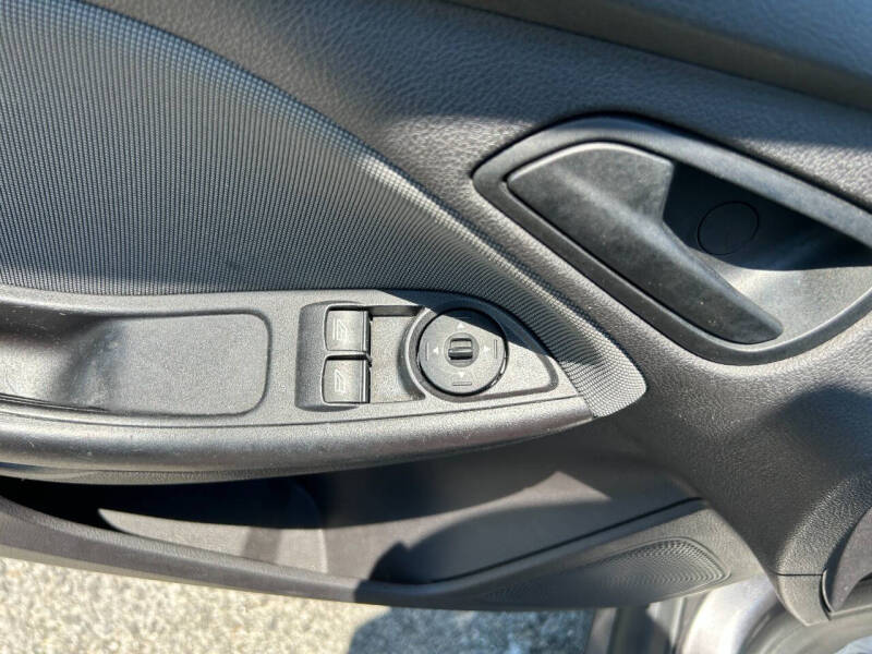 2014 Ford Focus S
