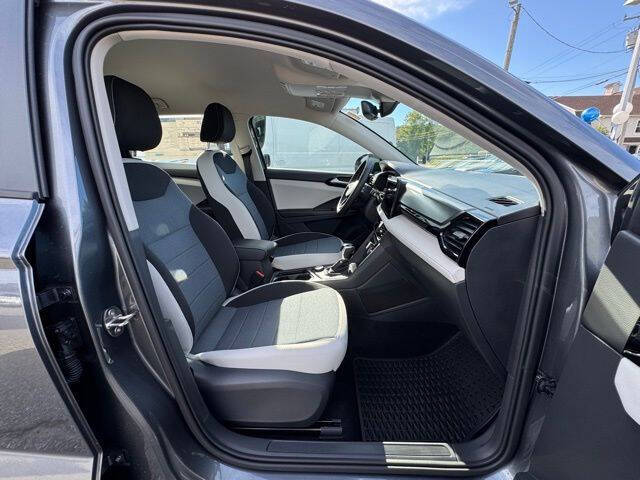 2025 Volkswagen Taos S 4Motion