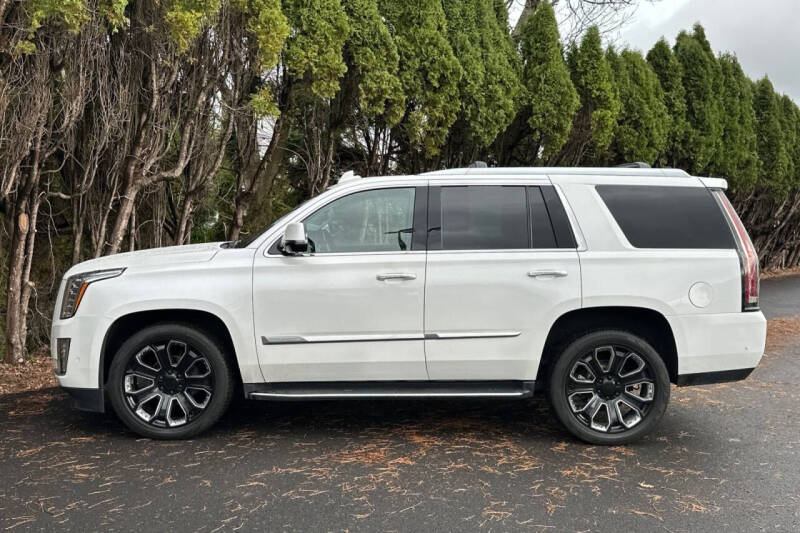 2020 Cadillac Escalade Premium Luxury