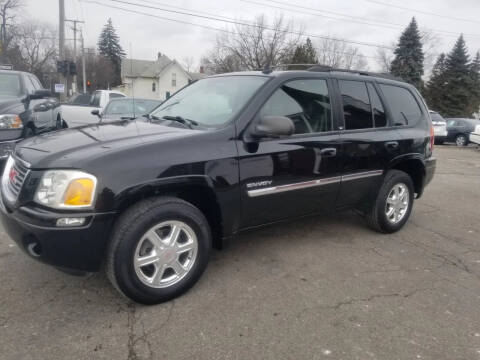 2006 GMC Envoy for sale at DALE'S AUTO INC in Mount Clemens MI