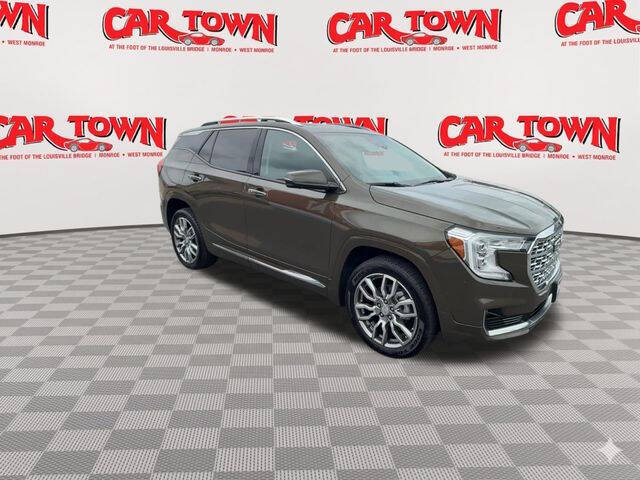 2023 GMC Terrain Denali