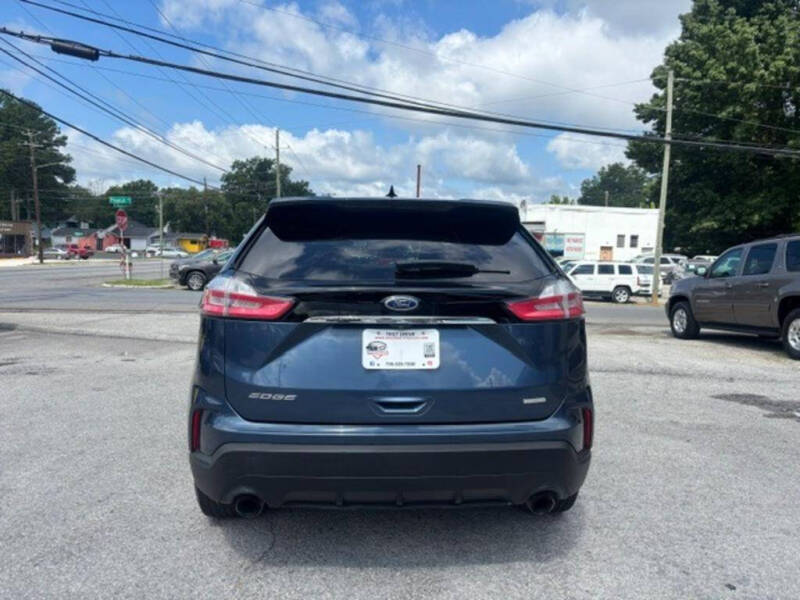 2019 Ford Edge SE