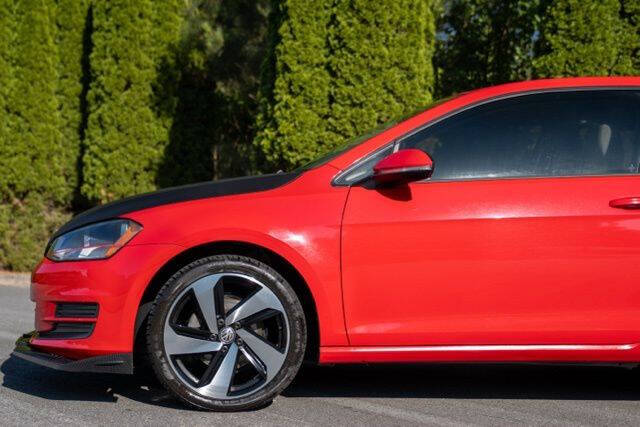 2015 Volkswagen Golf TSI S