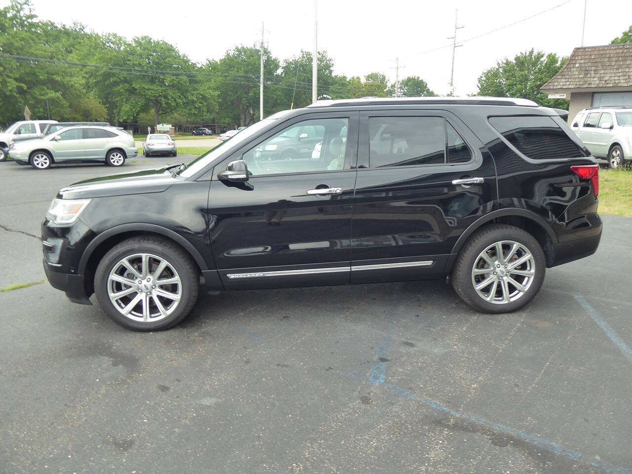 2016 Ford Explorer for sale at Lakeshore Autos in Holland, MI