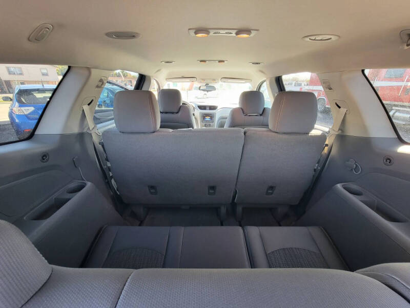 2015 Chevrolet Traverse LS