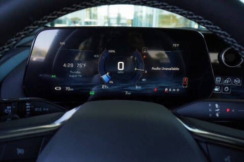 2025 Chevrolet Equinox EV LT 2