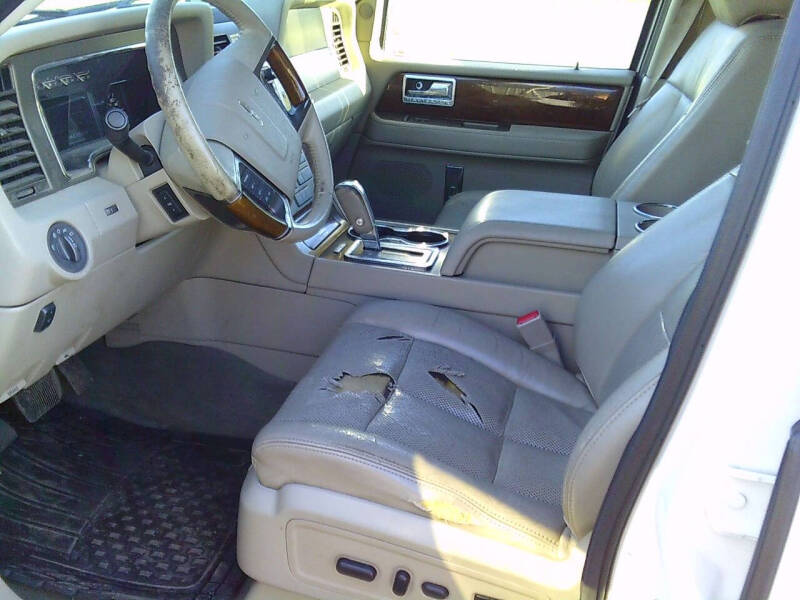 2012 Lincoln Navigator L