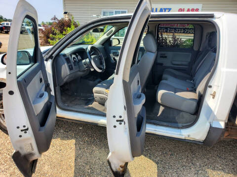 2005 Dodge Dakota ST