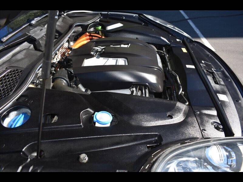 2017 Porsche Cayenne S E-Hybrid