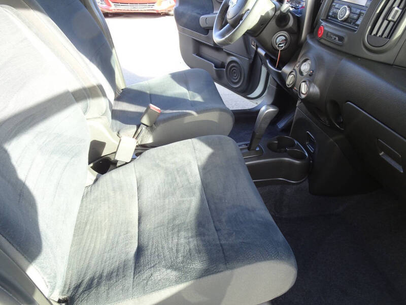 2010 Nissan cube 1.8