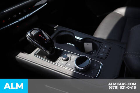 2025 Cadillac XT4 Premium Luxury