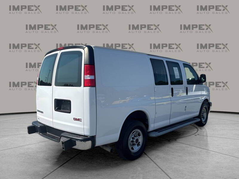 2023 GMC Savana 2500