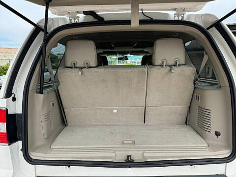 2012 Lincoln Navigator