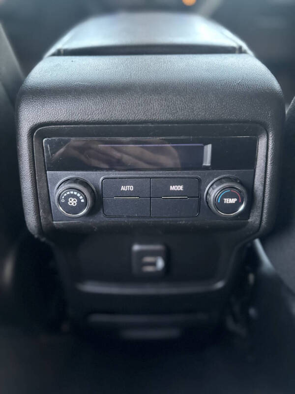 2018 GMC Acadia SLE-2