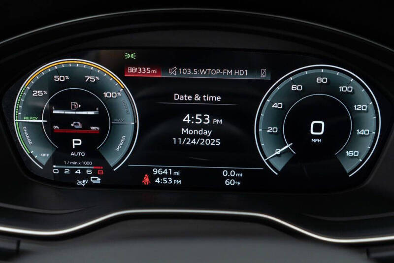 2024 Audi Q5 e quattro S line Premium 55 TFSI