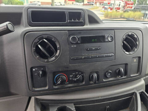 2014 Ford E-Series E-250