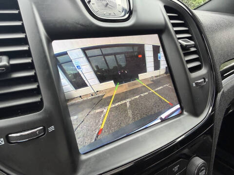 2019 Chrysler 300 S