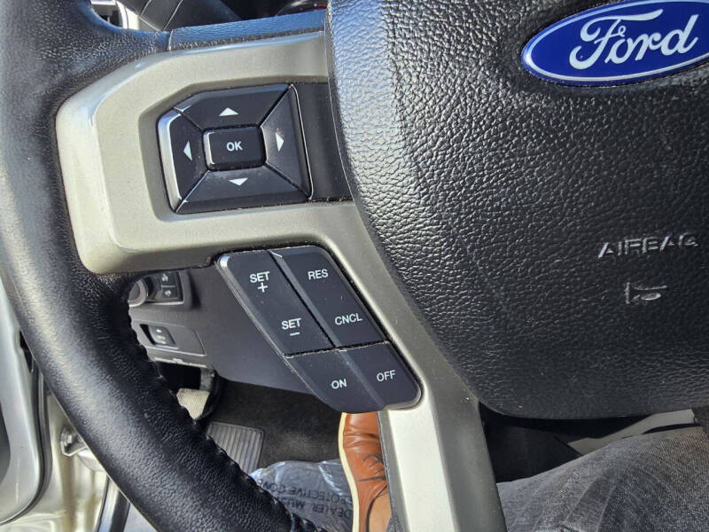 2017 Ford F-250 Super Duty Lariat