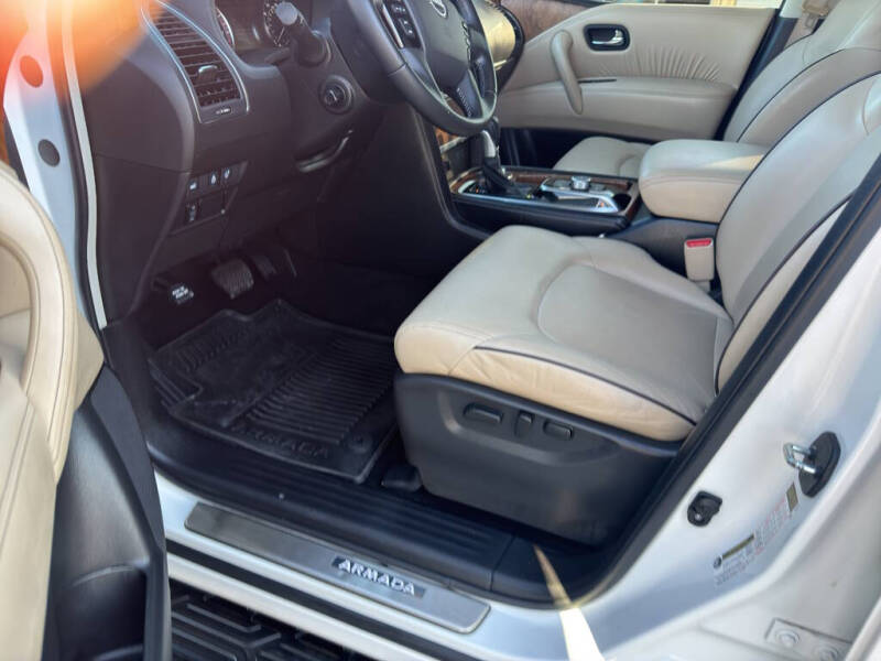 2023 Nissan Armada SL