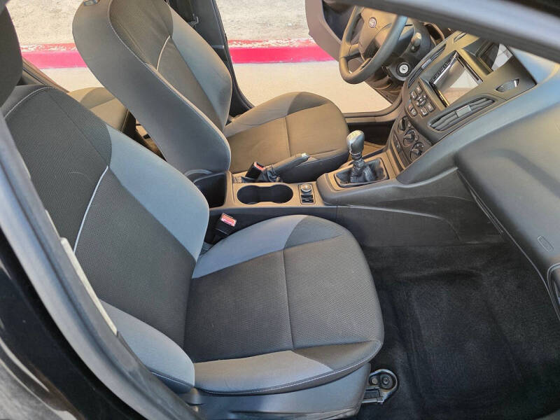 2012 Ford Focus S