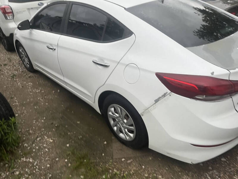 2017 Hyundai Elantra