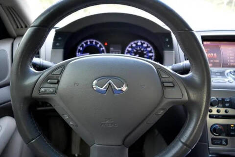 2015 Infiniti Q40