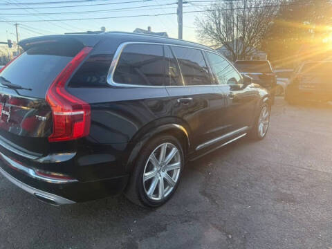 2017 Volvo XC90 T8 eAWD Inscription