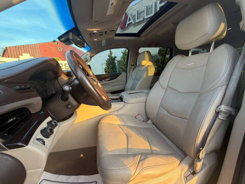 2015 Cadillac Escalade Luxury