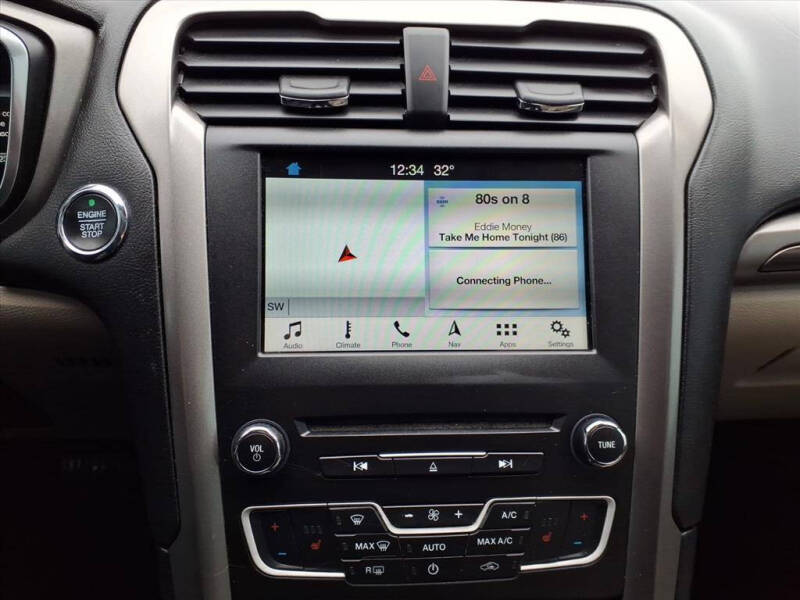 2017 Ford Fusion Hybrid SE