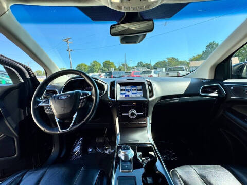 2019 Ford Edge Titanium