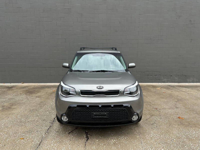 2016 Kia Soul +