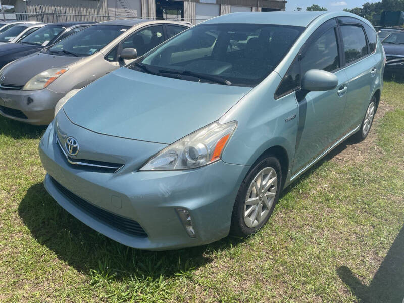 2013 Toyota Prius v Five