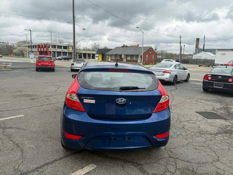 2016 Hyundai Accent SE