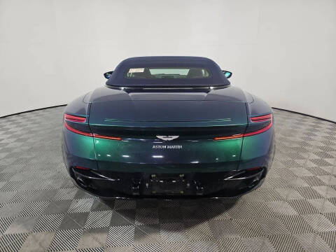 2019 Aston Martin DB11 Volante